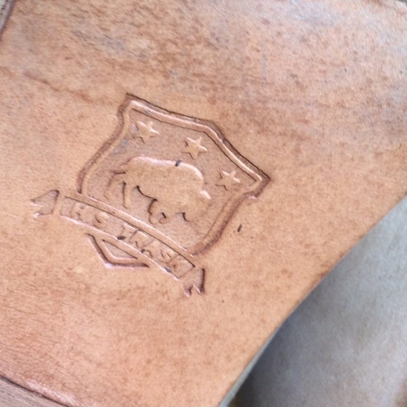 Trask woman’s size 8.5 tan boots - Picture 7 of 12